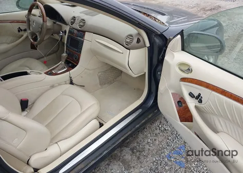 2009 Mercedes-Benz Clk 550 from USA, damaged, VIN WDBTK72G19T101553